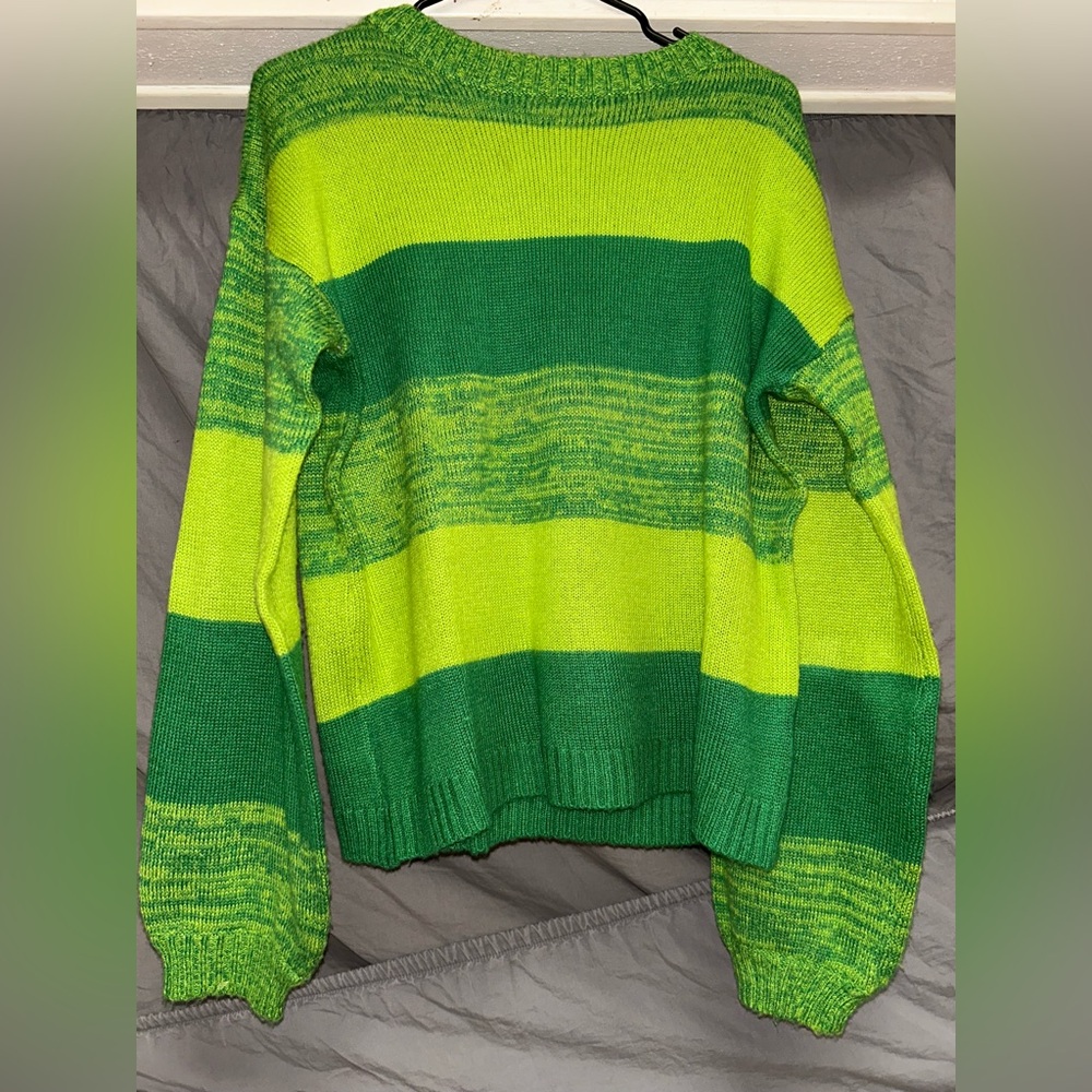 SHEIN Green and Yellow Crew Neck Sweater with Bold Stripes